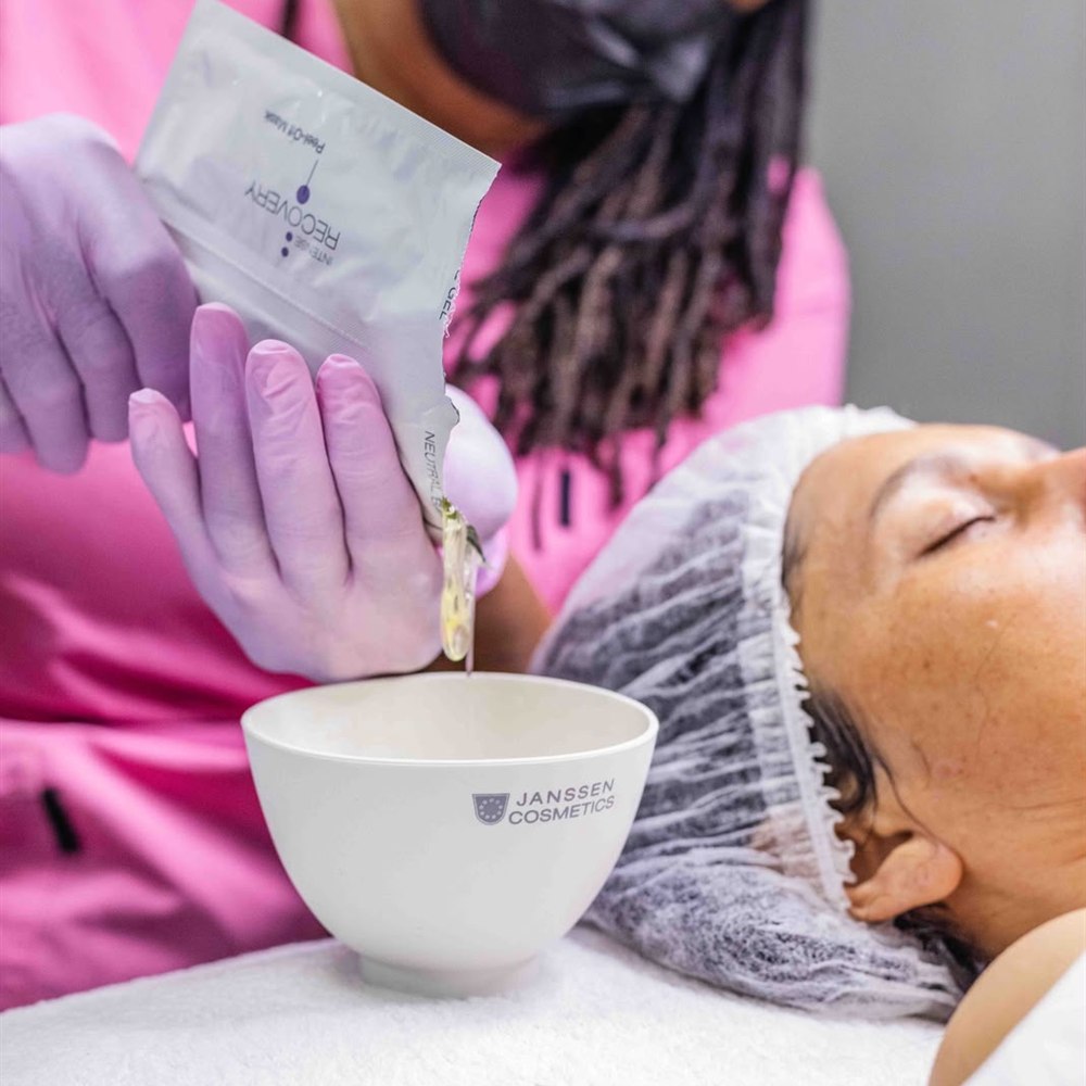 Facial treatment with a peel-off mask